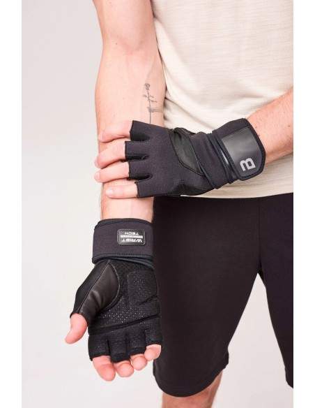 KYLE wrist support leather gloves / treeningkindad | BiotechUSA