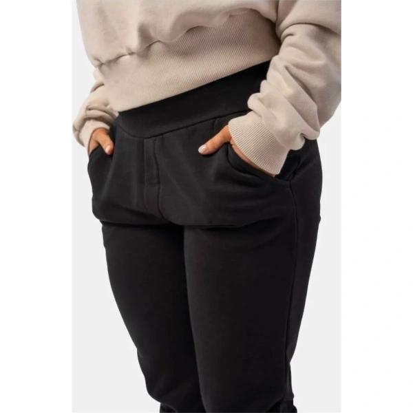 High-Waist Loose Fit Sweatpants "Feeling Good", 409, Black | NEBBIA